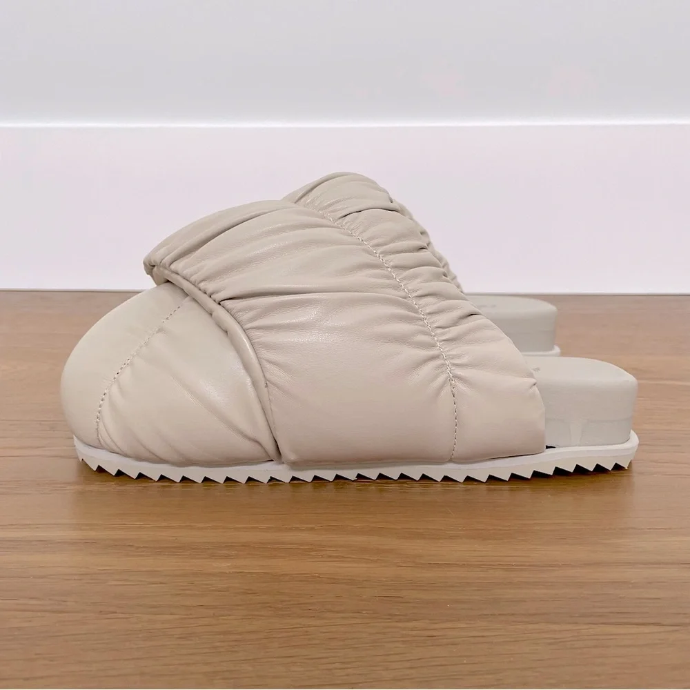 YUME YUME🇳🇱 Beige Tent Slides, IT38 - Picture 3 of 14